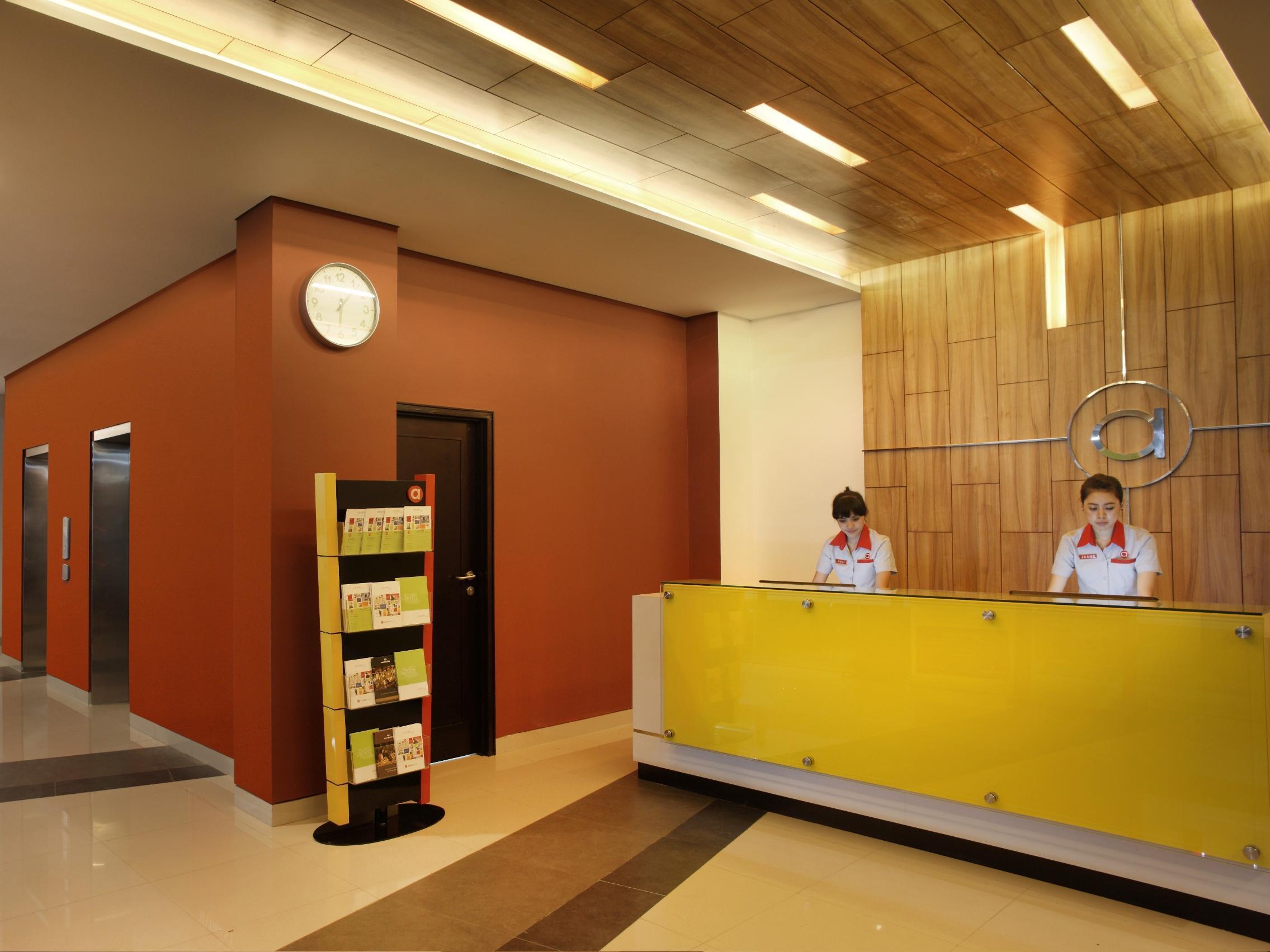 Amaris Hotel Malang Exterior photo